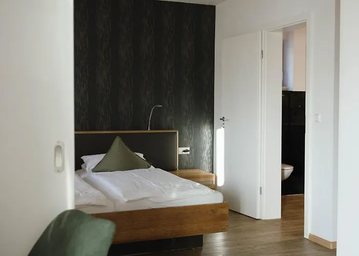 Отель Feelfalt Бад-Беллинген